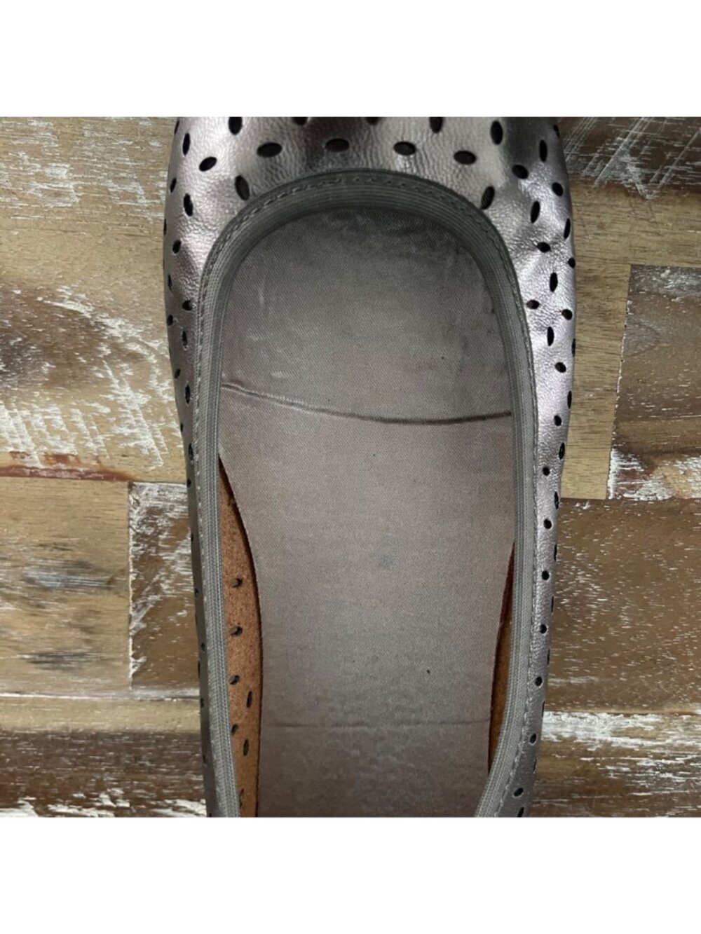 Vionic Womens Robyn II Perforated Leather Ballet Flats 7.5W Metallic Classic - Picture 6 of 14